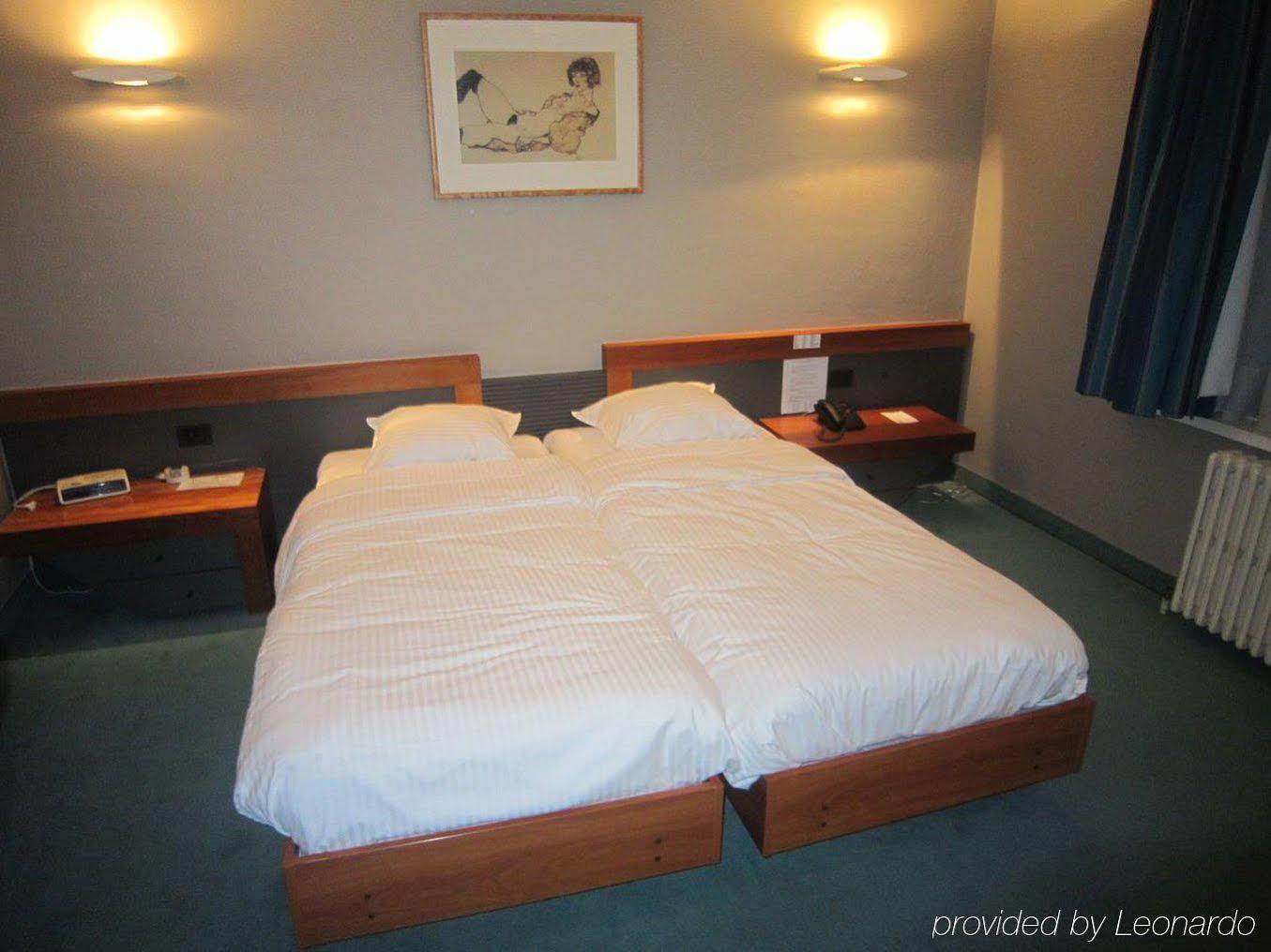 Hotel Cortina Wevelgem Phòng bức ảnh